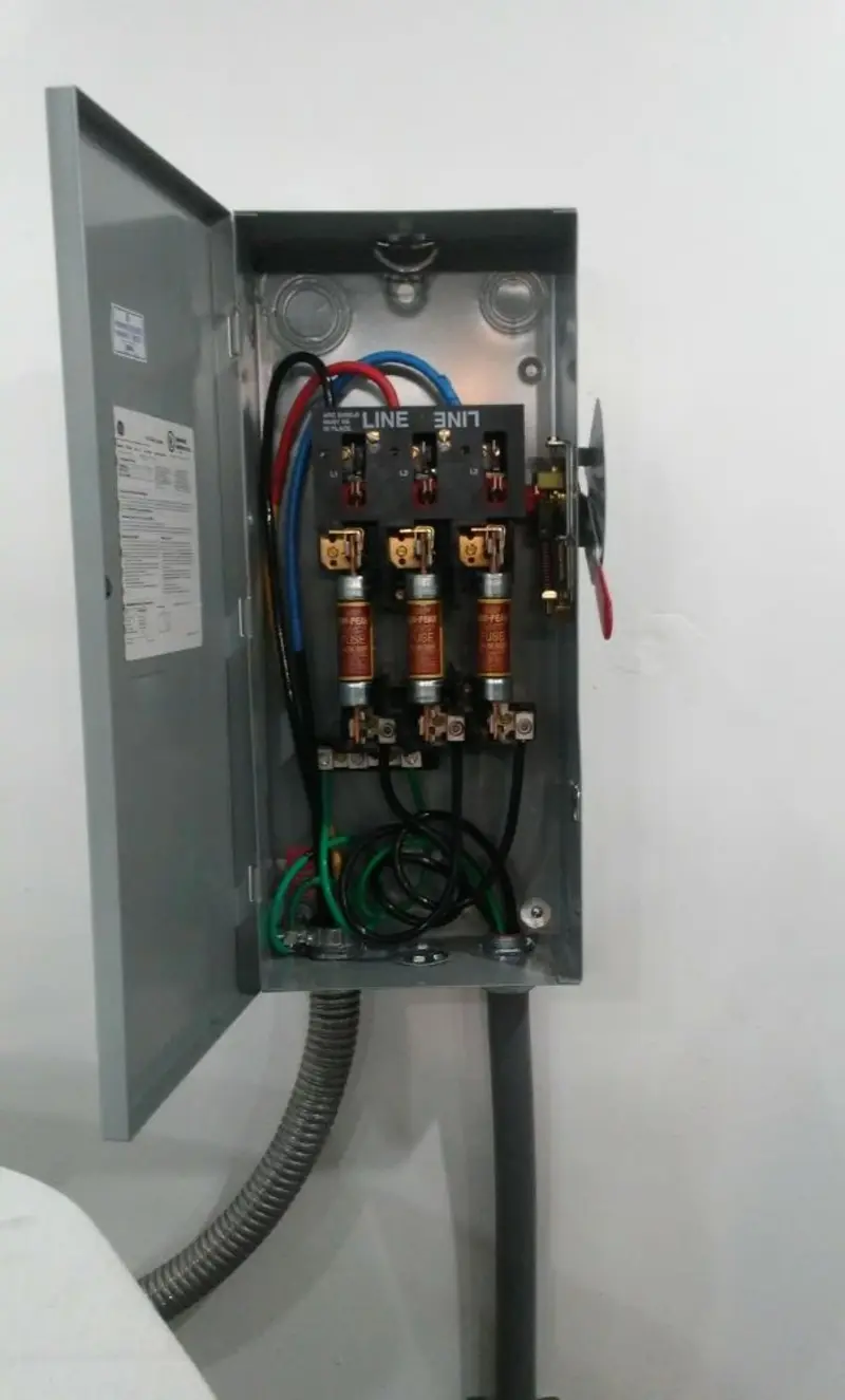 Three-phase disconnect switch installed for Smoke Detector Installation in High Point